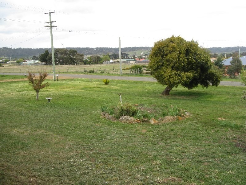 15 Queen Anne Street, Oatlands TAS 7120