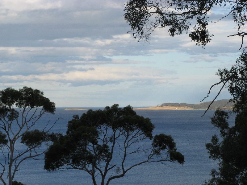 7 Van Leeuwen Crescent, Spring Beach TAS 7190