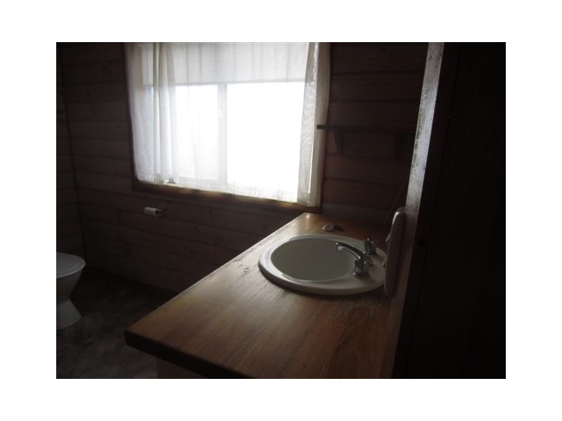 67 The Esplanade, Strahan TAS 7468