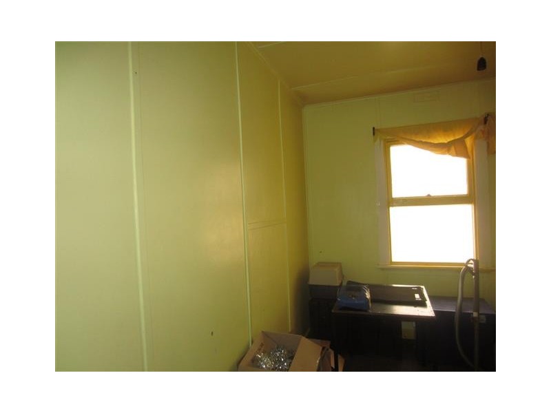 8 Clemons Street, Rosebery TAS 7470