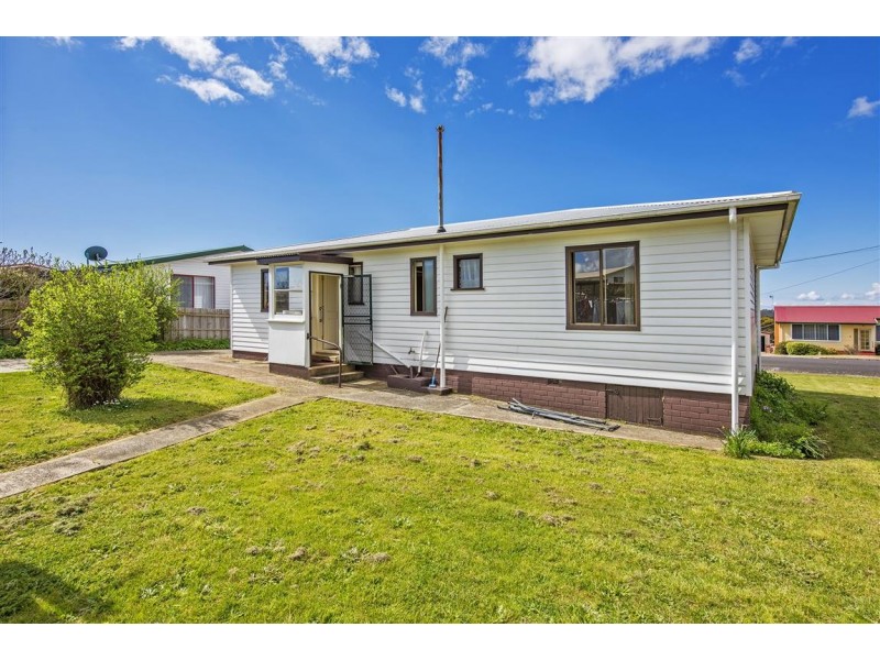 8 Madden Street, Acton TAS 7320