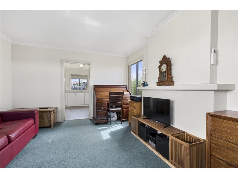 8 Madden Street, Acton TAS 7320