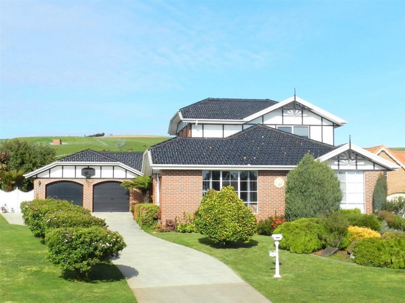 9 Boston Avenue, Cooee TAS 7320