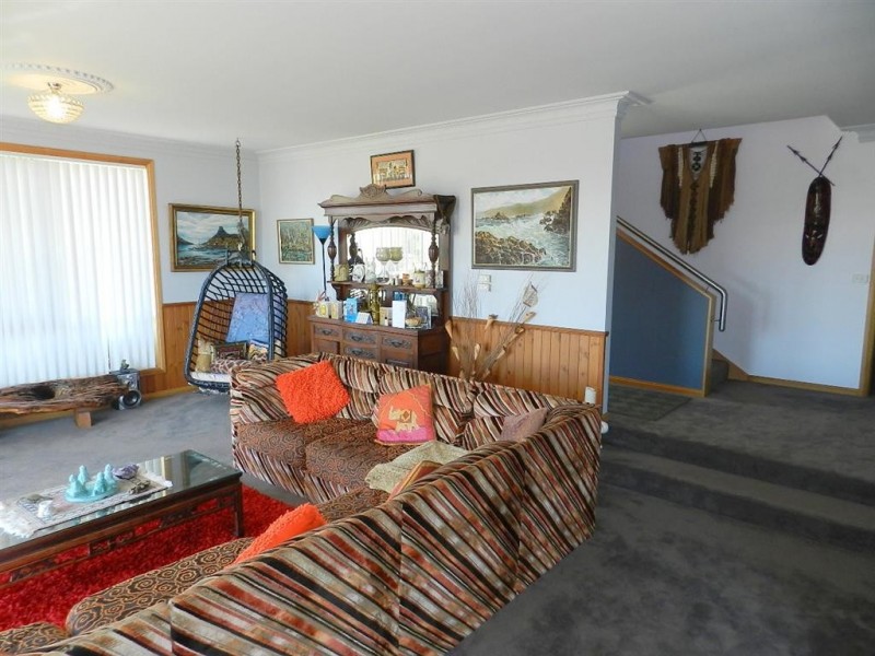 9 Boston Avenue, Cooee TAS 7320