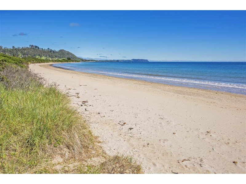 115 Bass Highway, Somerset TAS 7322