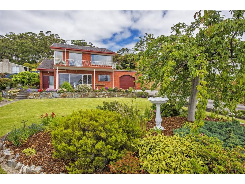 9A Wragg Street, Somerset TAS 7322