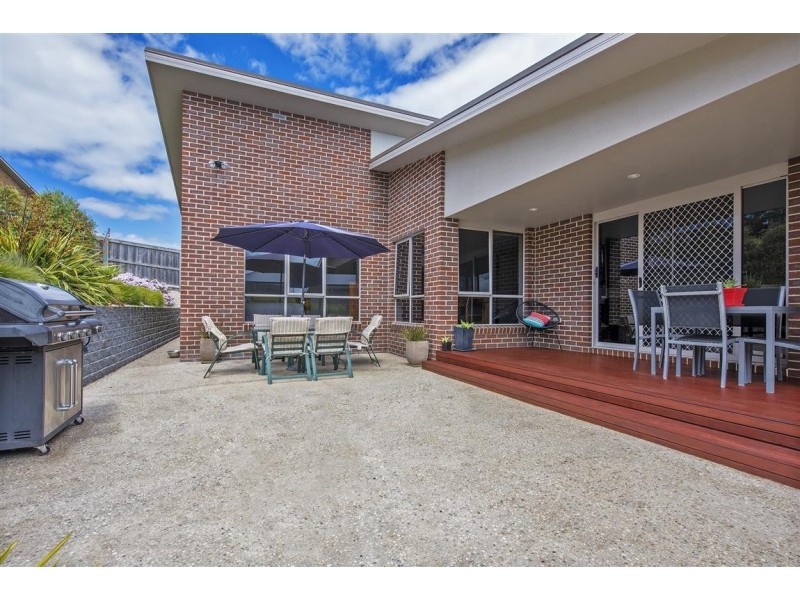 35 Berkshire Parade, Penguin TAS 7316