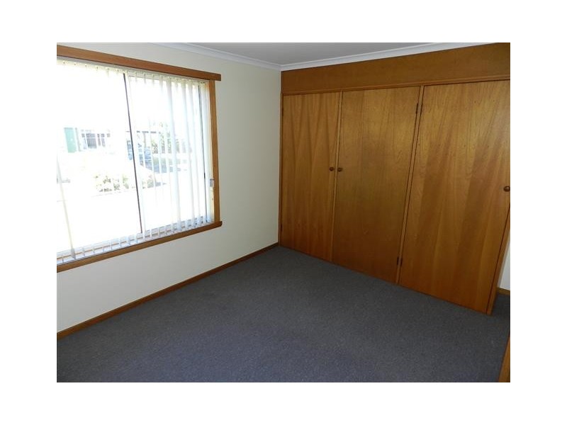 4/2 Raglan Street, Somerset TAS 7322