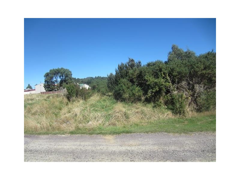 3 Adams Street, Zeehan TAS 7469