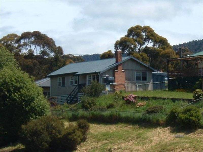 17 Giblin Street, Rosebery TAS 7470