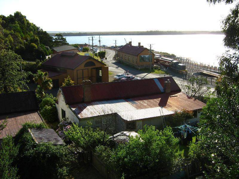 117 Esplanade, Strahan TAS 7468