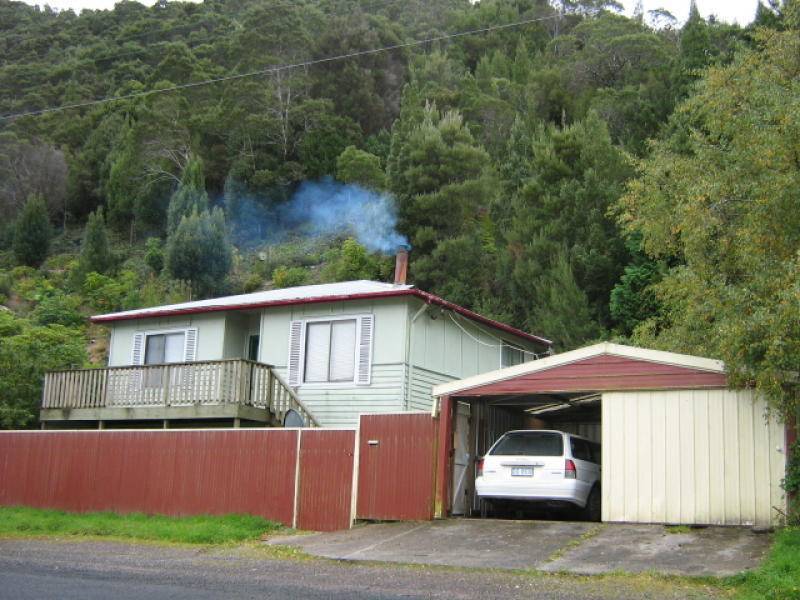 14 Urquhart Street, Queenstown TAS 7467