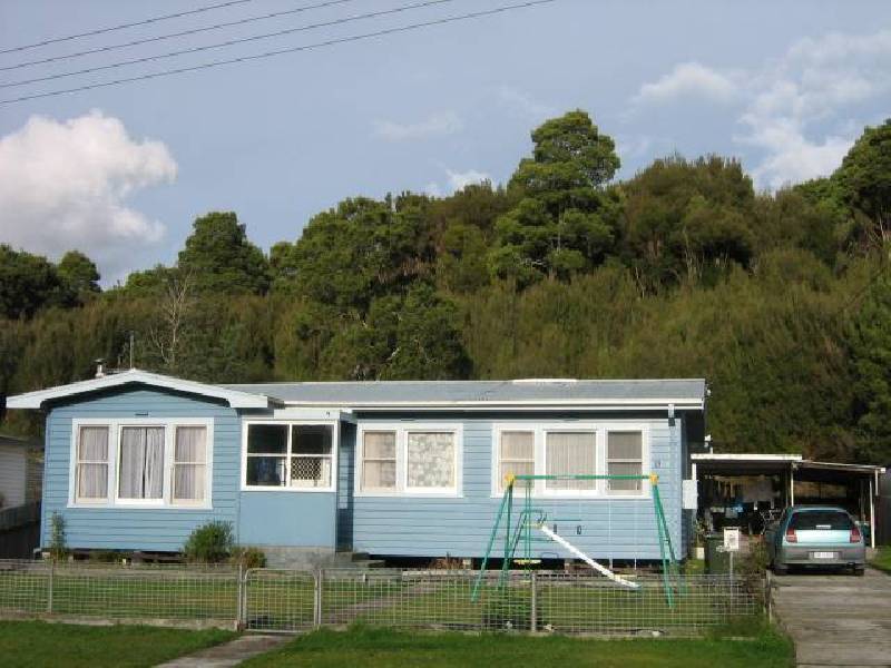 13 Nankivell Street, Queenstown TAS 7467