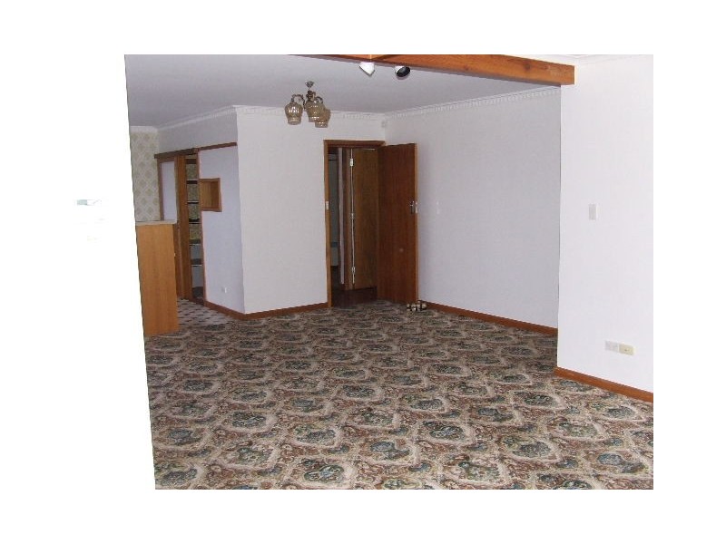 17 Saundridge Road, Cooee TAS 7320