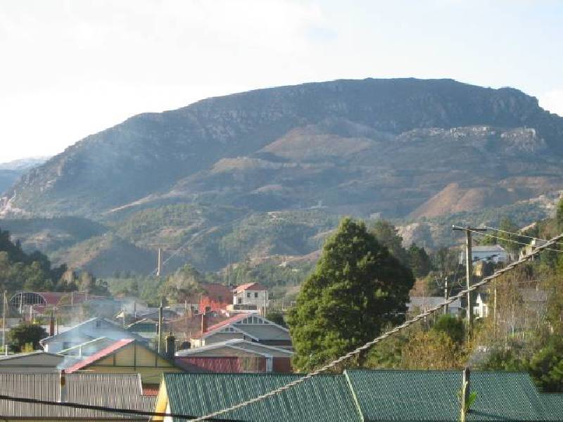 10 Harvey Street, Queenstown TAS 7467