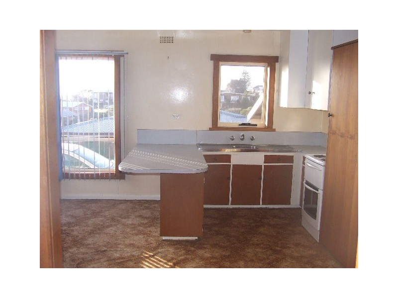 7 Henry Street, Burnie TAS 7320
