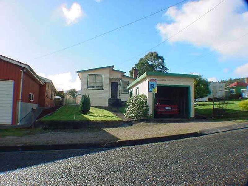 11 Crotty Street, Queenstown TAS 7467