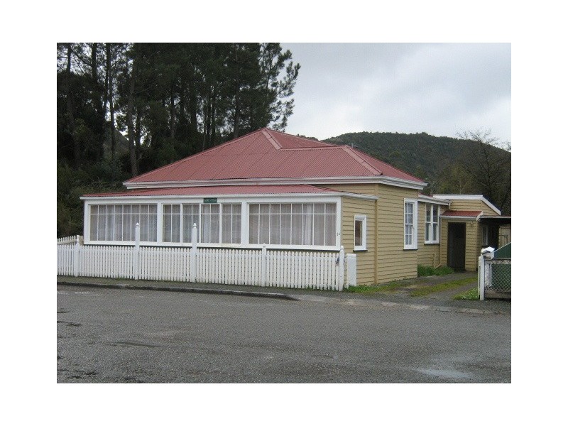13 Railway Reserve, Queenstown TAS 7467