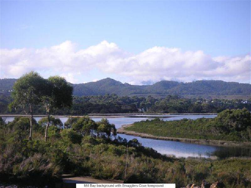 Mill Bay (Smugglers Cove), Strahan TAS 7468