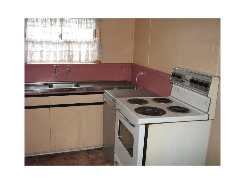 84 Esplanade, Queenstown TAS 7467