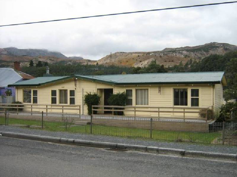 24 Penghana Road, Queenstown TAS 7467