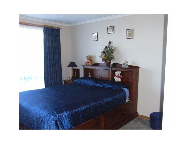 10 Ramsden Street, Somerset TAS 7322