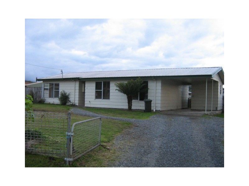 5 Federation Court, Zeehan TAS 7469