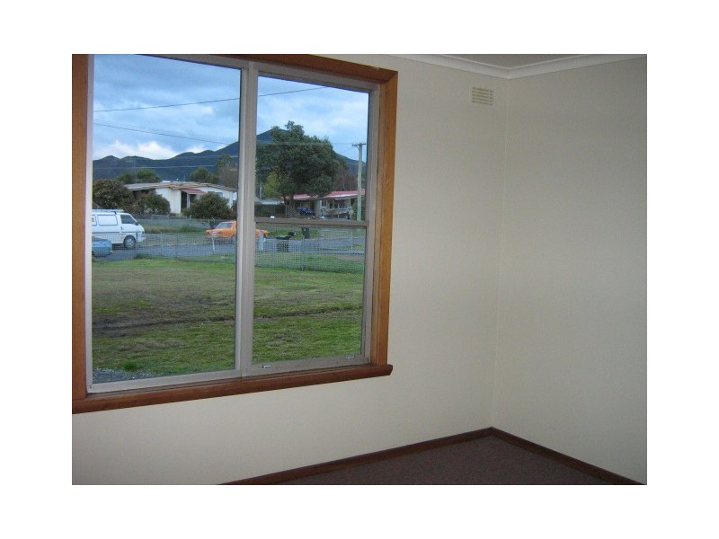 5 Federation Court, Zeehan TAS 7469