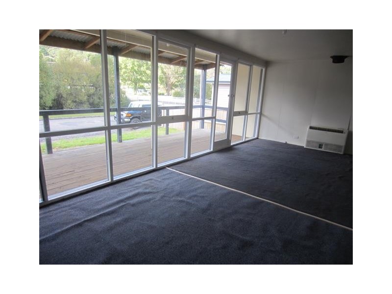 80 Esplanade, Queenstown TAS 7467