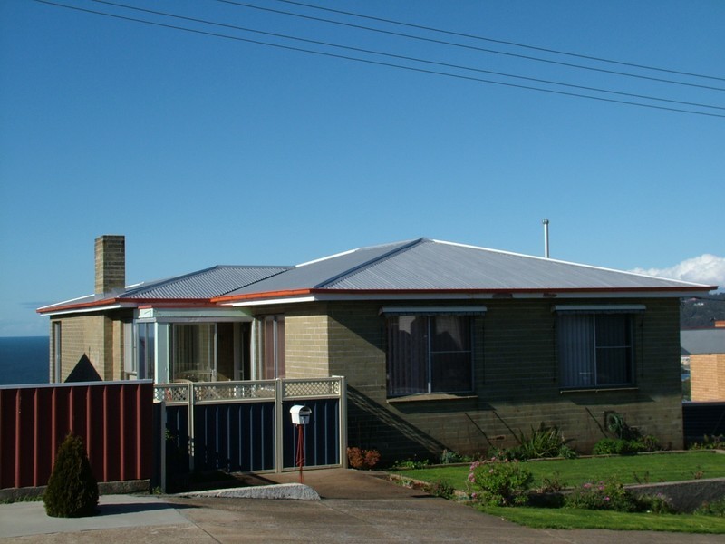7 Thompson Crescent, Burnie TAS 7320