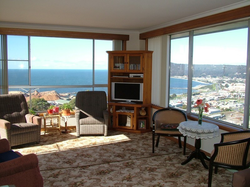 7 Thompson Crescent, Burnie TAS 7320