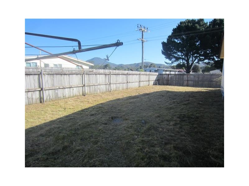 2 Austral Street, Zeehan TAS 7469