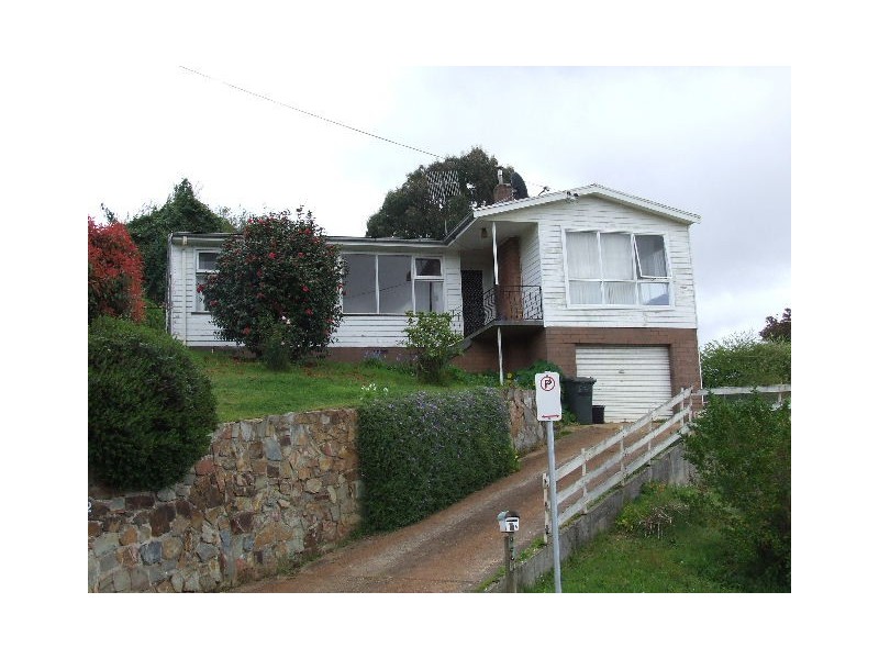 52 Collins Street, Burnie TAS 7320