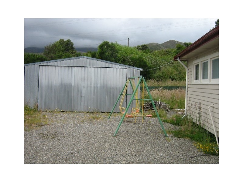 20 Elliot Street, Queenstown TAS 7467