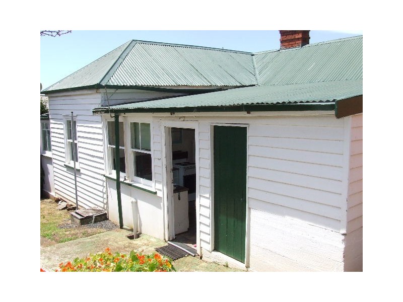 4/11 Hodgman Street, Burnie TAS 7320