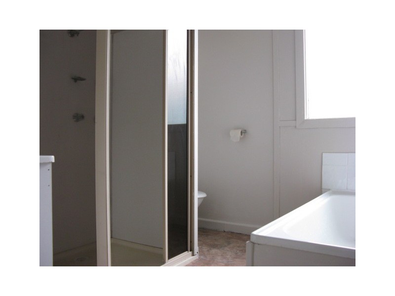 42 Esplanade, Queenstown TAS 7467