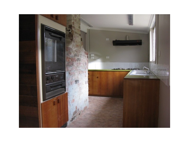 42 Esplanade, Queenstown TAS 7467