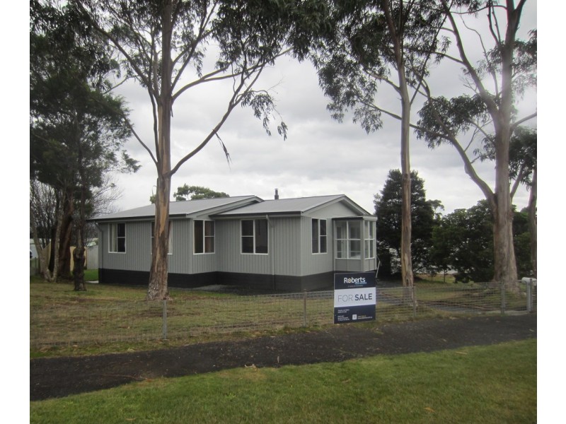66 Main Street, Zeehan TAS 7469