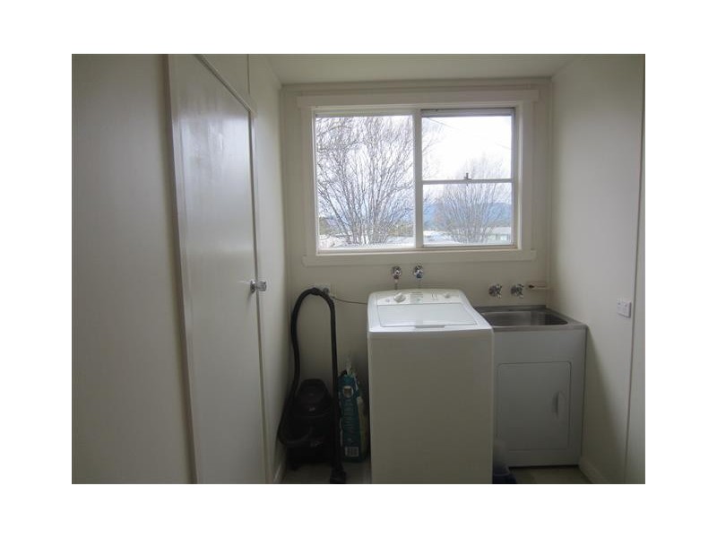 66 Main Street, Zeehan TAS 7469