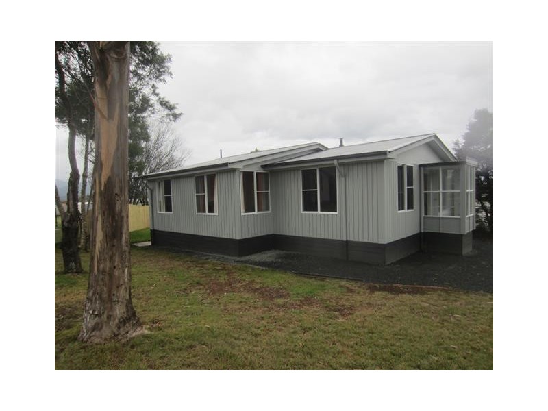 66 Main Street, Zeehan TAS 7469