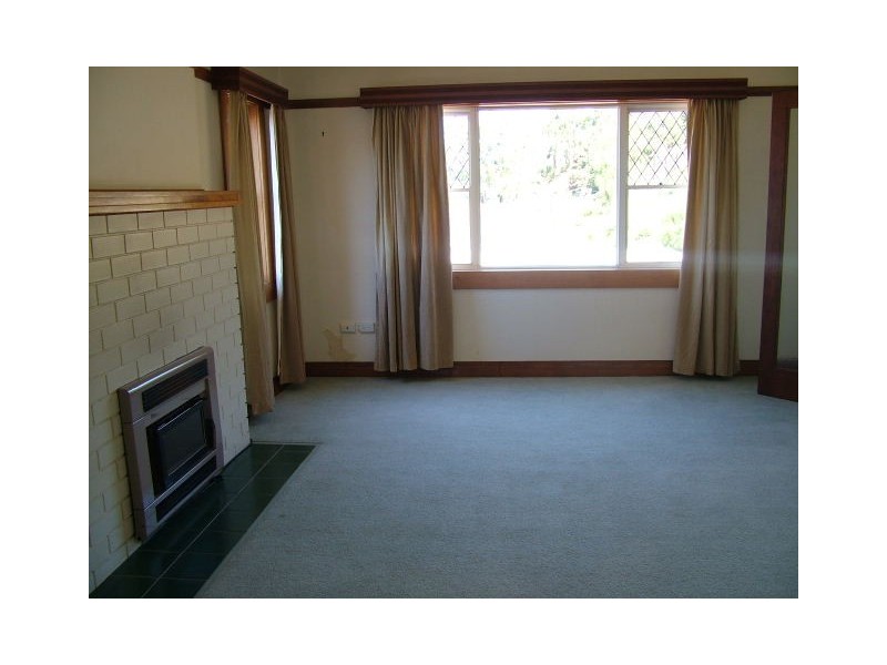 17 Regent Street, Burnie TAS 7320