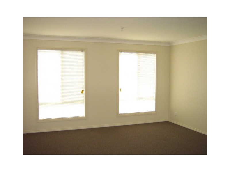 4 and 4a Robinson Street, Zeehan TAS 7469
