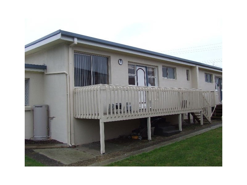 2/6 Curraghmore Avenue, Burnie TAS 7320