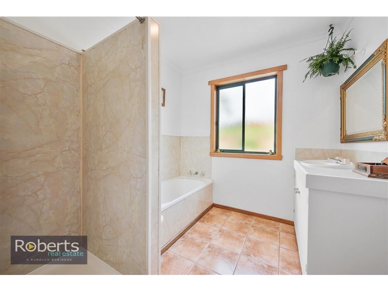 24 Smarts Hill Road, Mount Hicks TAS 7325