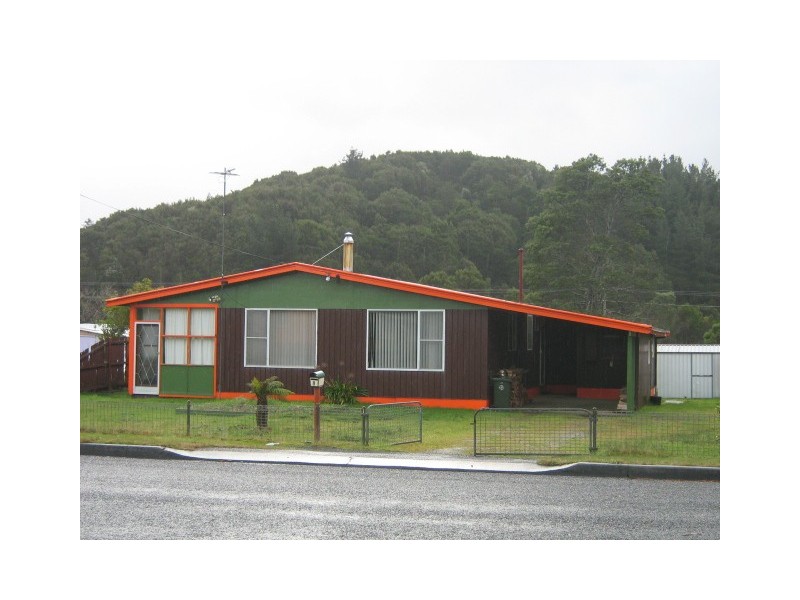 8 Belstead Street, Zeehan TAS 7469