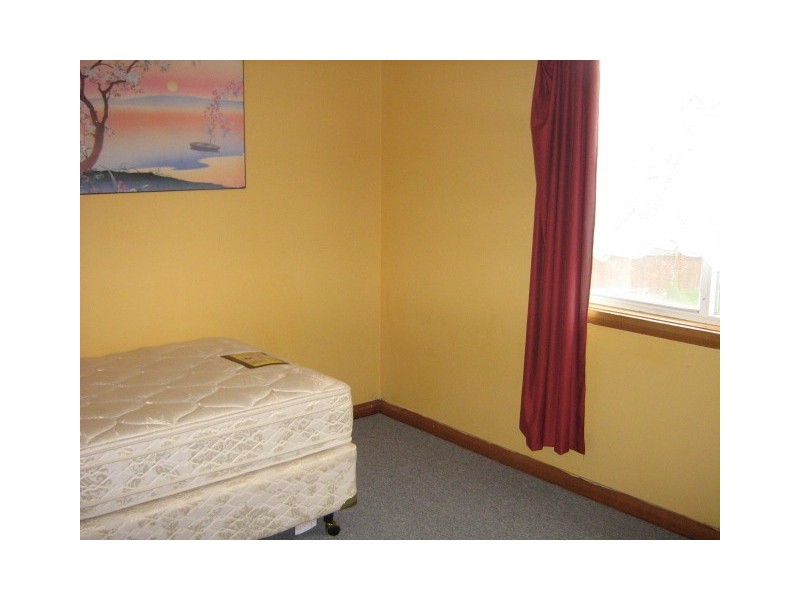 8 Belstead Street, Zeehan TAS 7469