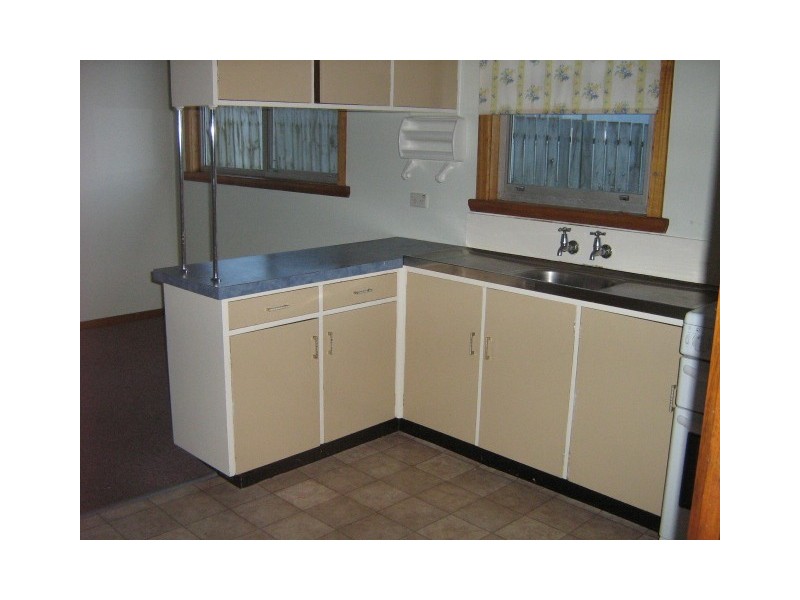 5 Federation Court, Zeehan TAS 7469