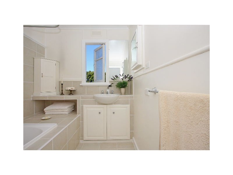 2 Rola Place, Burnie TAS 7320