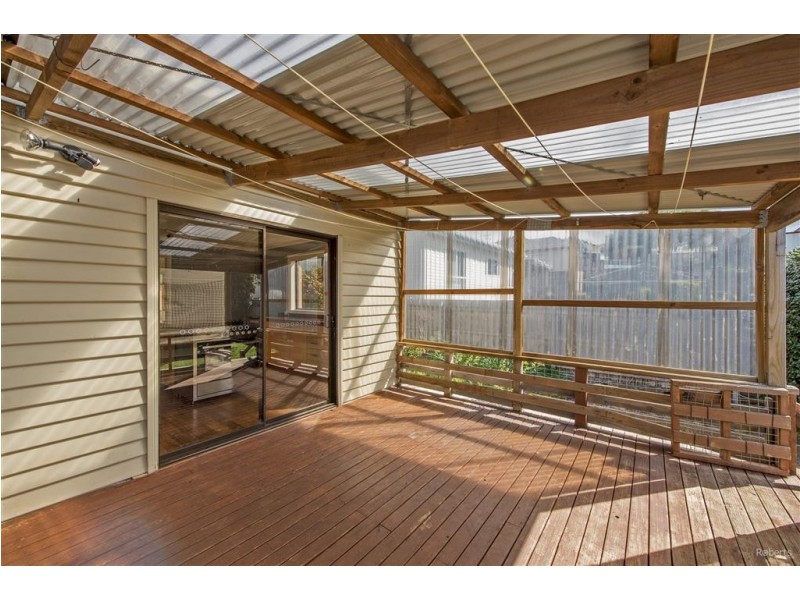 16 Grenville Street, Acton TAS 7320