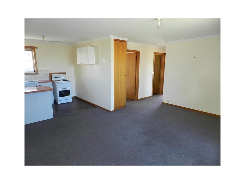 4/2 Raglan Street, Somerset TAS 7322